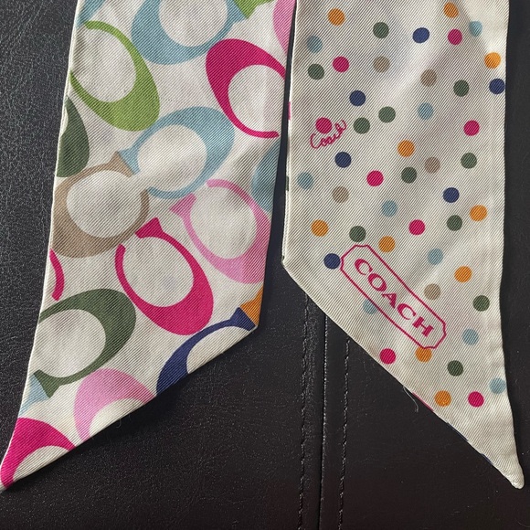 Coach Signature Print Silk Skinny Scarf - Picture 3 of 5